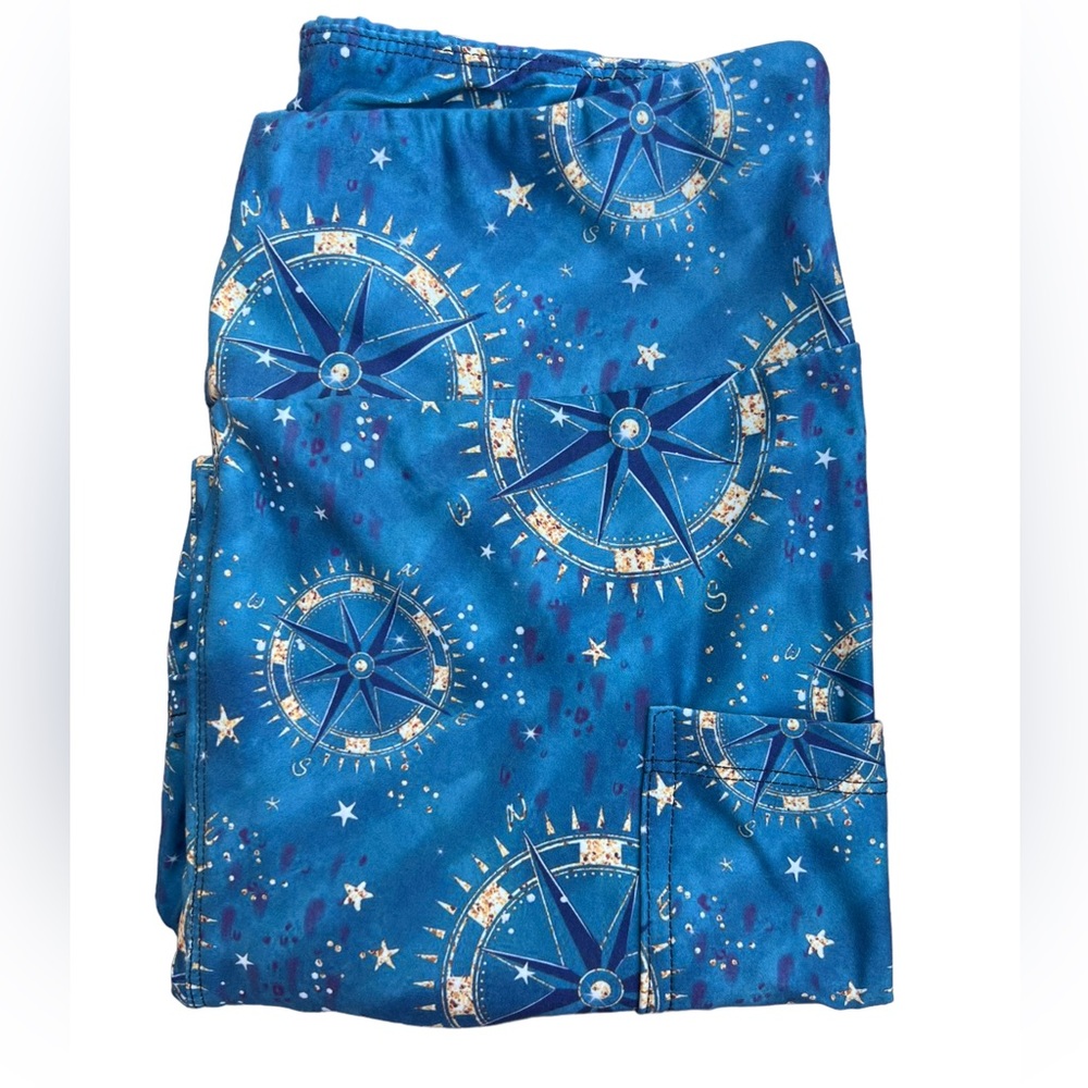 NWOT TL CLOTHING Compass Print Blue/Yellow  Cropped Legging Size OS